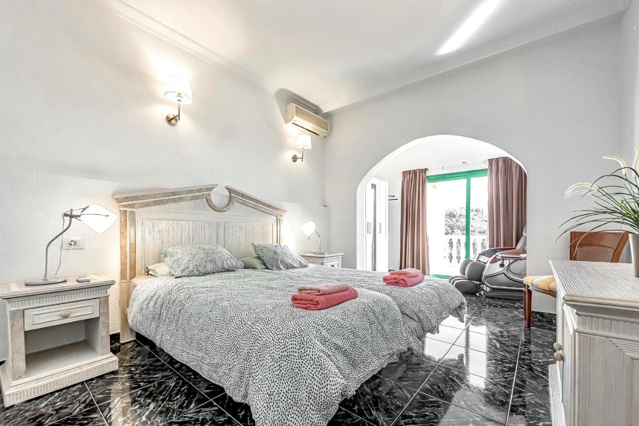 Villa Raquel With Private Pool And Sea View Los Menores Exterior foto